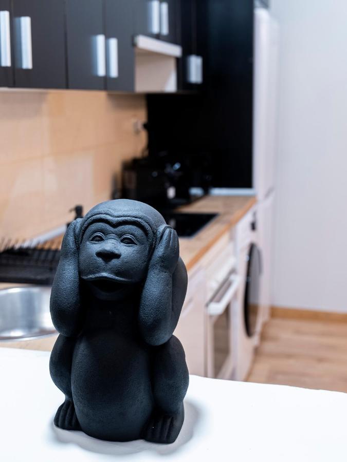 Almar Collection Atocha Apartment Мадрид Екстериор снимка